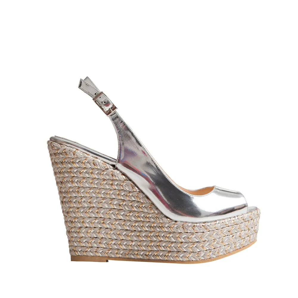 CUÑA ISABEL PIEL EFECTO ESPEJO PLATA 11CM