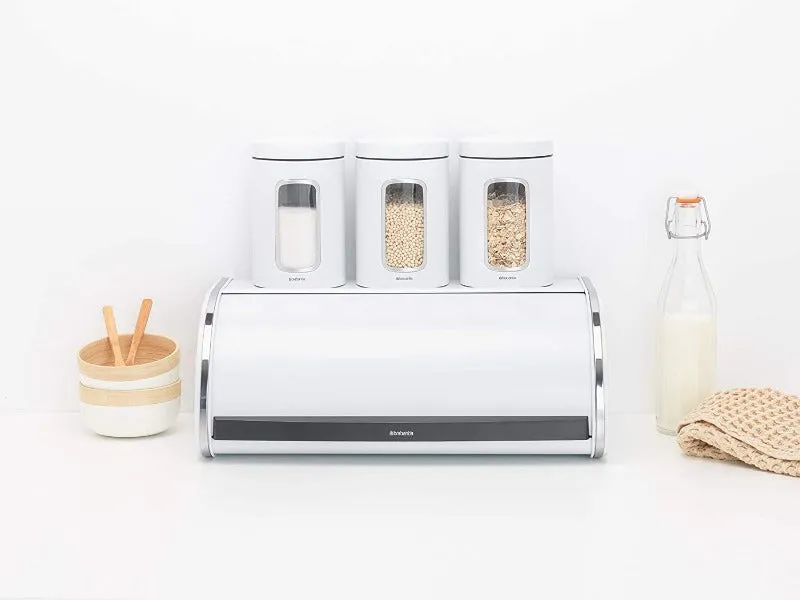 Panera con tapa deslizante de Brabantia.